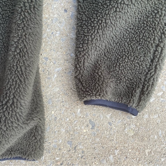 Uniqlo Windproof Outer Fleece Jacket (Olive) UNISEX Large - Picture 7 of 16